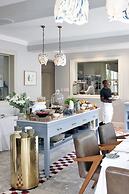 The Robertson Small Hotel