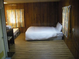 Meihua Lake Leisure Farm