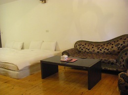 Meihua Lake Leisure Farm