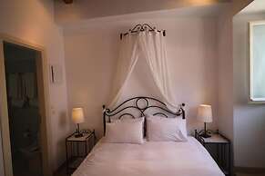 Alexandra Guesthouse