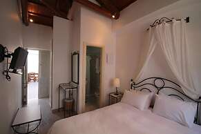 Alexandra Guesthouse