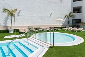 Apartamentos Montesol