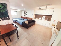 Myeongdong k STAY Blueboat