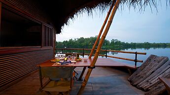 Yathra Houseboat