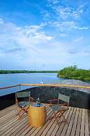 Yathra Houseboat
