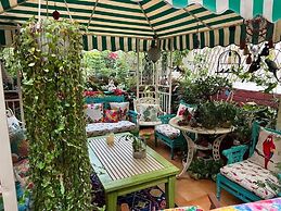 On The House - Bed and Breakfast