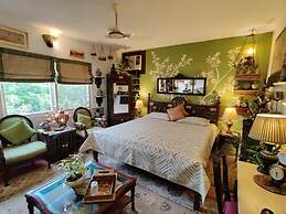 On The House - Bed and Breakfast