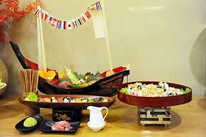 Thuy Sakura Hotel & Serviced Apartment