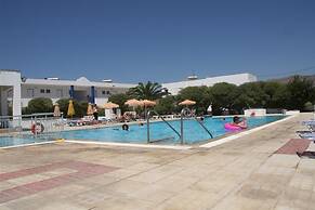 Nikos 2 Studios & Apartments