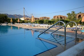 Nikos 2 Studios & Apartments