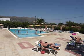 Nikos 2 Studios & Apartments