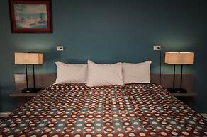 Economy Inn
