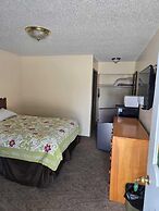 Golden Door Motel