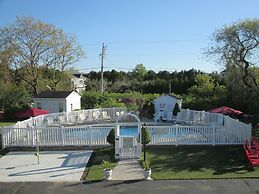 Long Beach Motor Inn