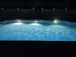 Long Beach Motor Inn