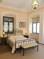 Phaedra Hotel