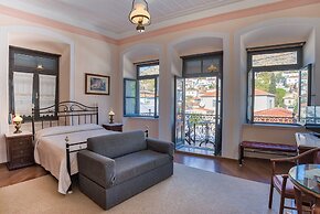 Phaedra Hotel