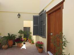 Phaedra Hotel