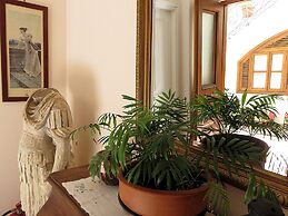 Phaedra Hotel