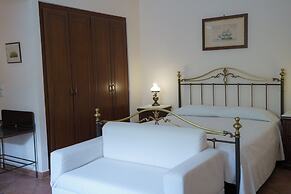 Phaedra Hotel
