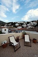 Phaedra Hotel
