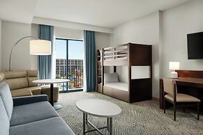 Courtyard by Marriott Anaheim Theme Park Entrance