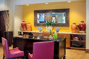 Courtyard by Marriott Anaheim Theme Park Entrance