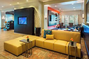 Courtyard by Marriott Anaheim Theme Park Entrance