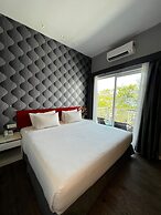 Cenang Plaza Beach Hotel