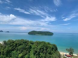 Cenang Plaza Beach Hotel