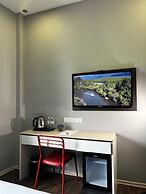 Cenang Plaza Beach Hotel