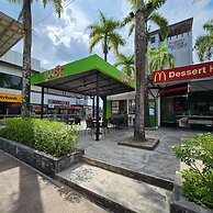 Cenang Plaza Beach Hotel