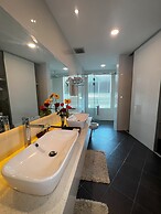 Cenang Plaza Beach Hotel