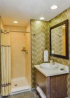 AArya Hotel By Niagara Fashion Outlets