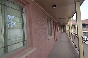 AArya Hotel By Niagara Fashion Outlets