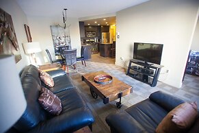 Corporate Suites of Calgary - Eightwelve