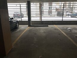 Corporate Suites of Calgary - Eightwelve