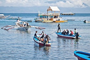 Angelyn's Dive Resort