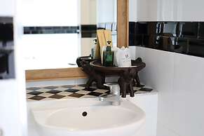 Royal Riverkwai Resort & Spa