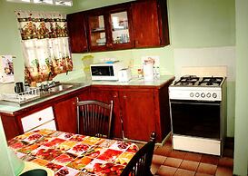Villa Shalom Guest House
