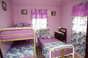 Villa Shalom Guest House