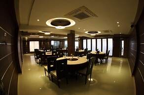 Pearl Hotel & Banquets