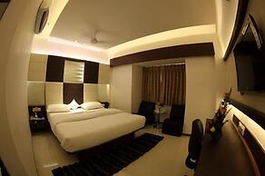 Pearl Hotel & Banquets