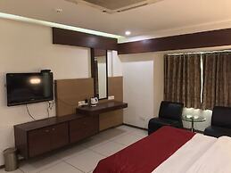 Pearl Hotel & Banquets