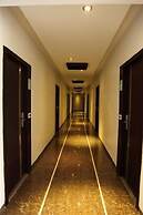 Pearl Hotel & Banquets