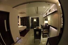 Pearl Hotel & Banquets