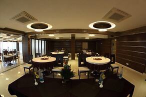 Pearl Hotel & Banquets