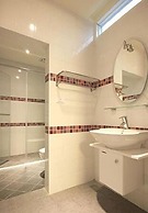 Ola B&B - Peng's family