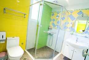 Ola B&B - Peng's family