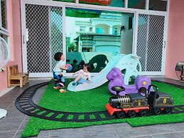 Ola B&B - Peng's family